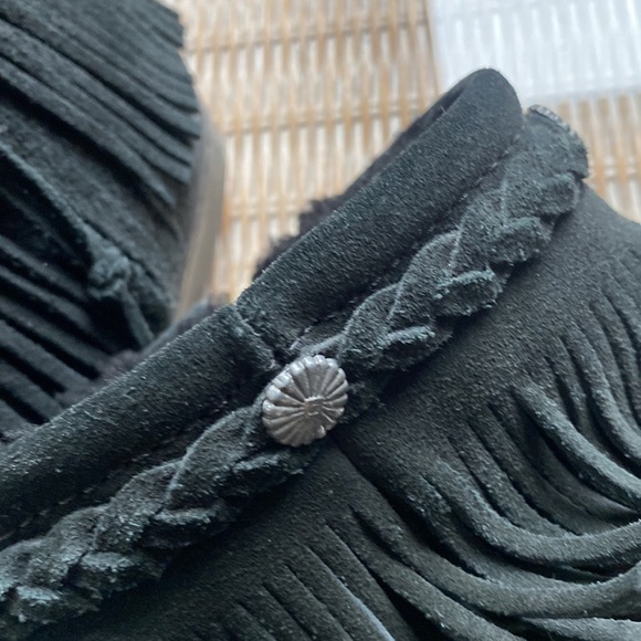 Minnetonka Fringe Ankle Boot - Picture 7 of 10